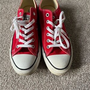 Converse Women’s Sneakers 9.5